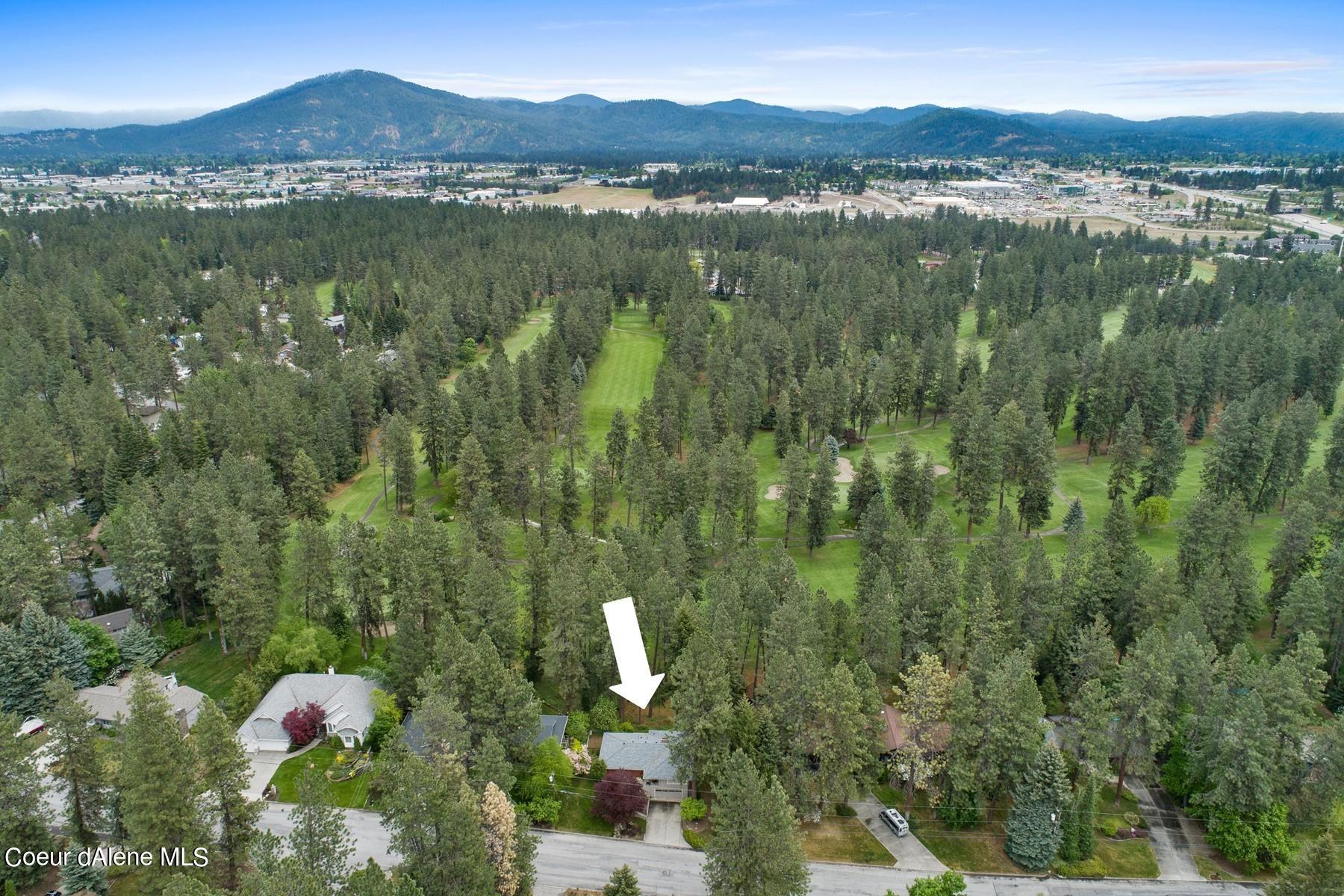3263 Fairway Dr