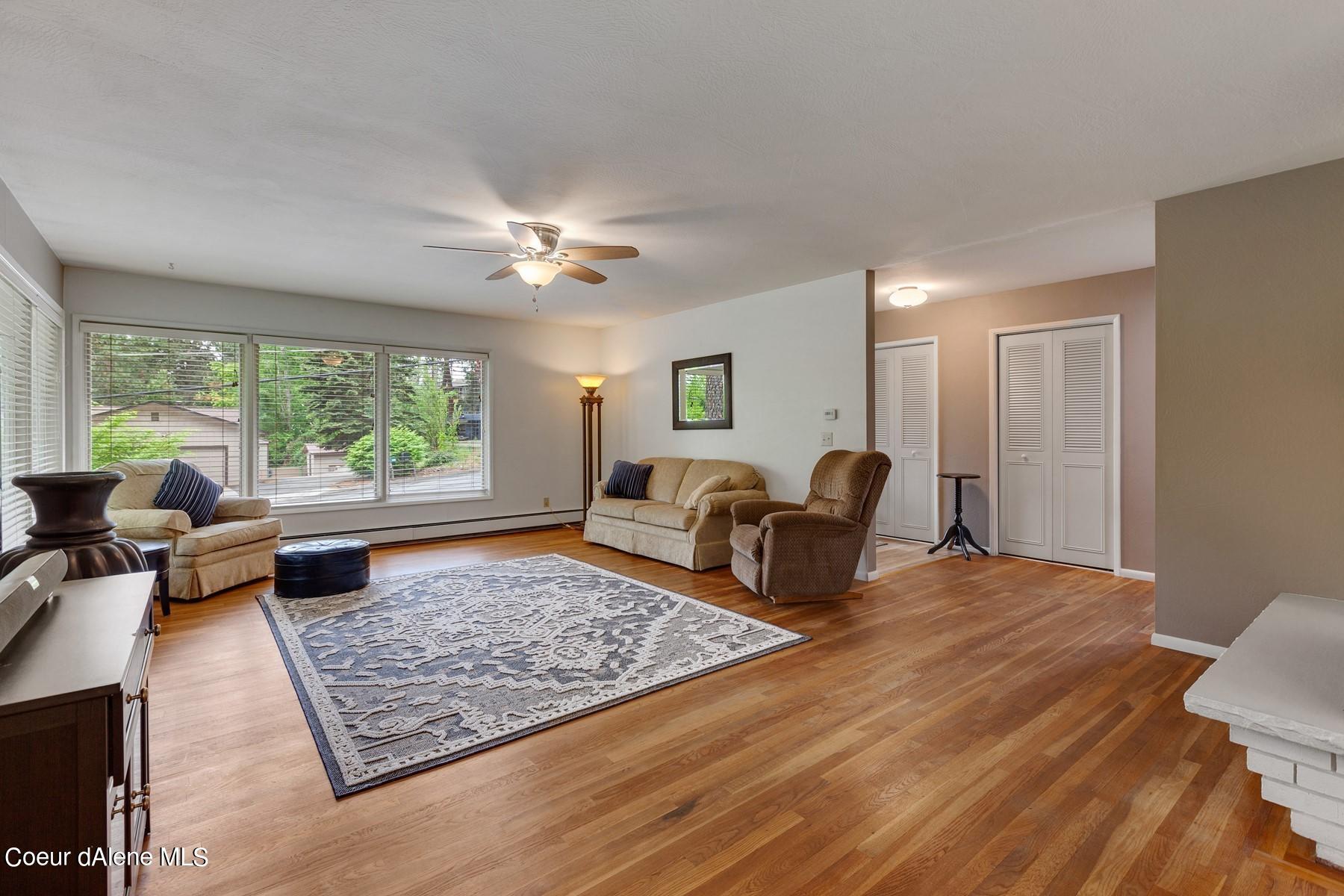 3263 Fairway Dr