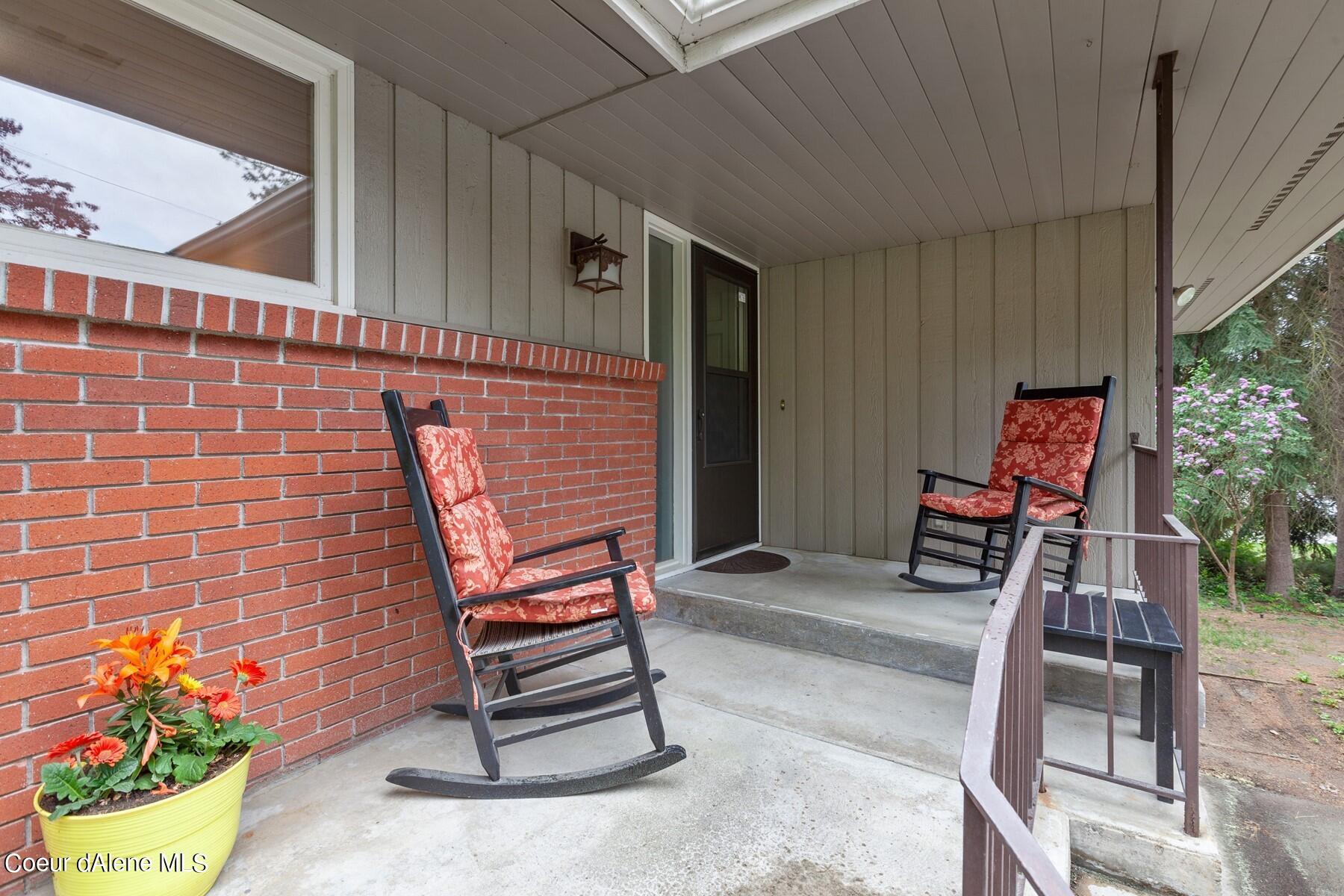 3263 Fairway Dr