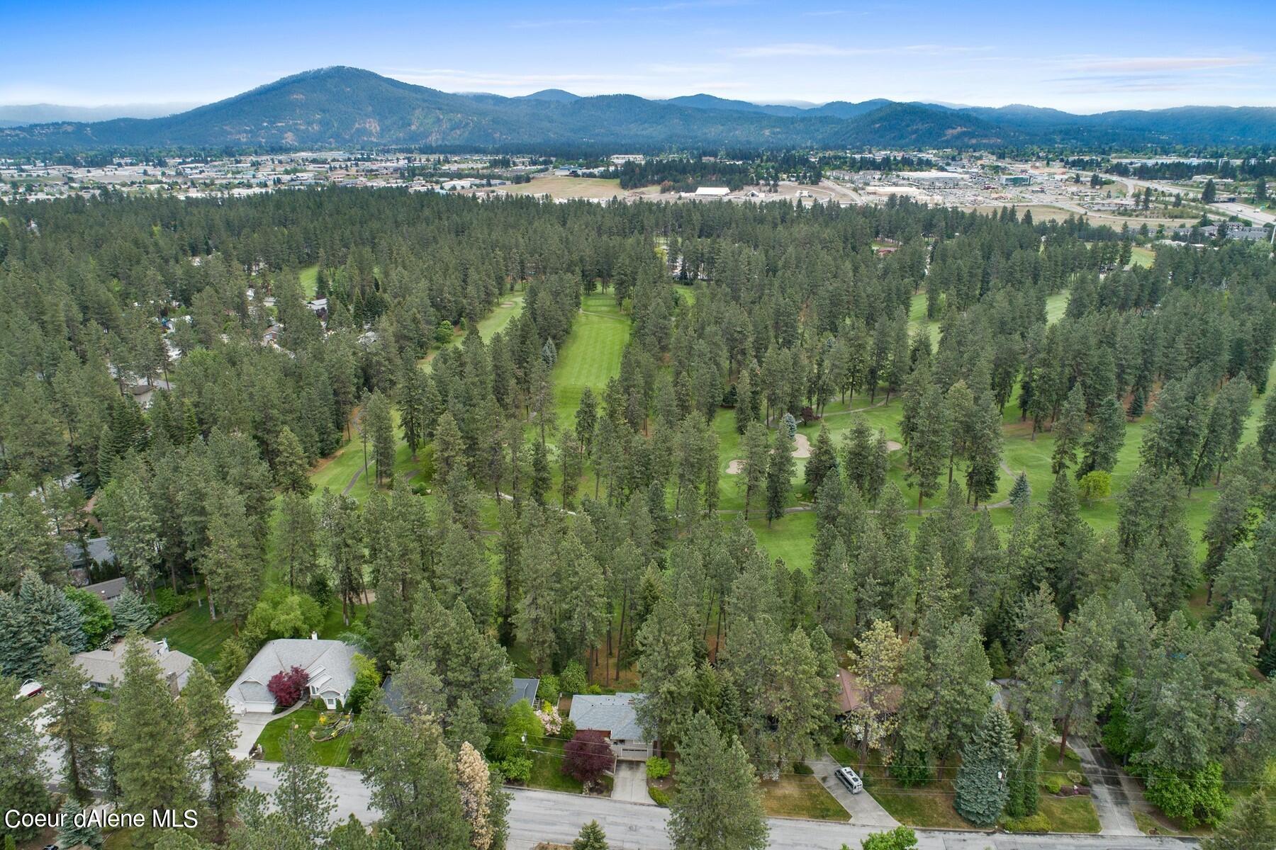 3263 Fairway Dr